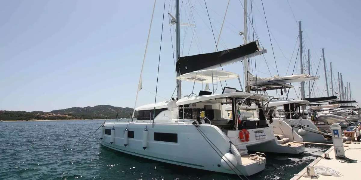 Catamaran Lagoon 46