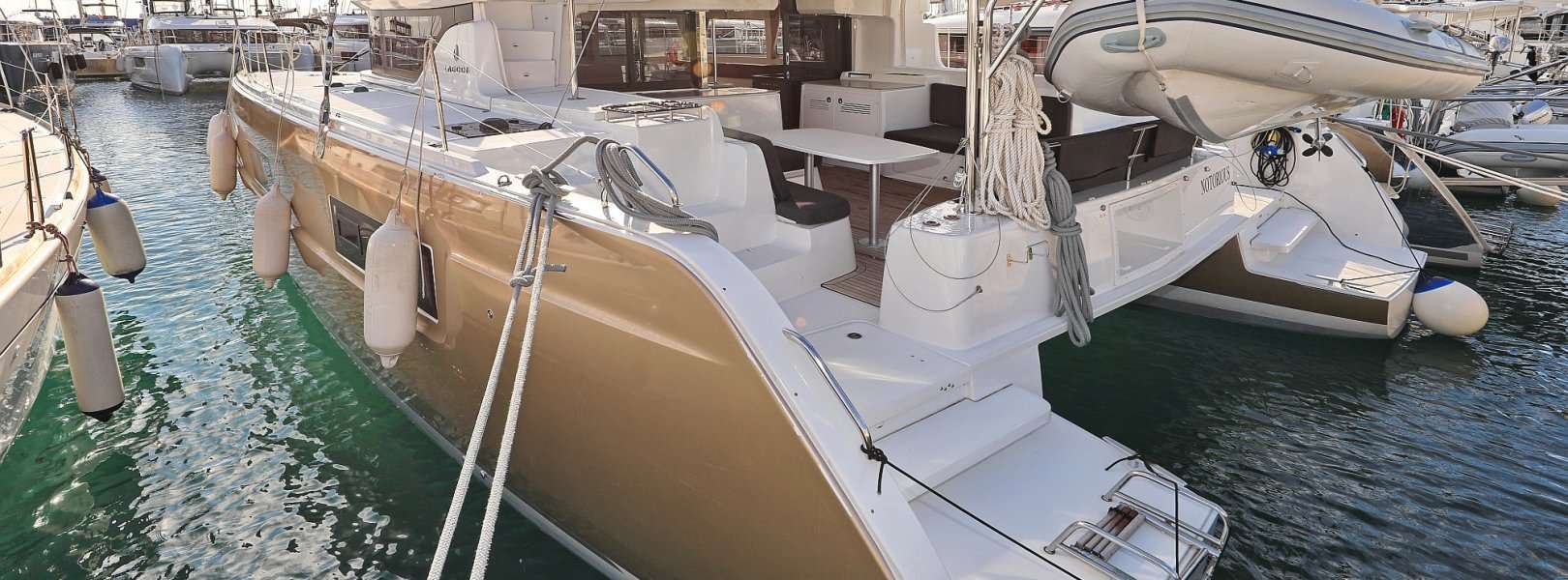 Catamaran Lagoon 46