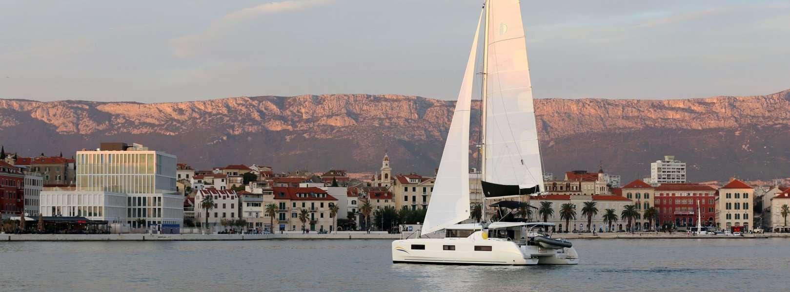 Catamaran Lagoon 46