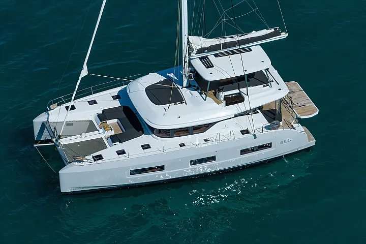 Catamaran Lagoon 55