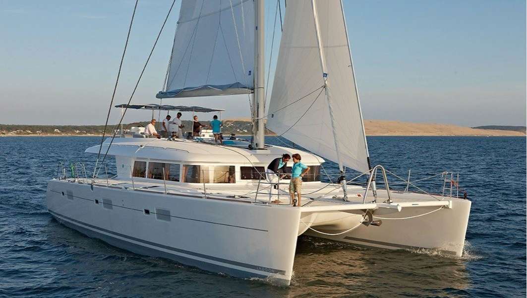 Catamaran Lagoon 620