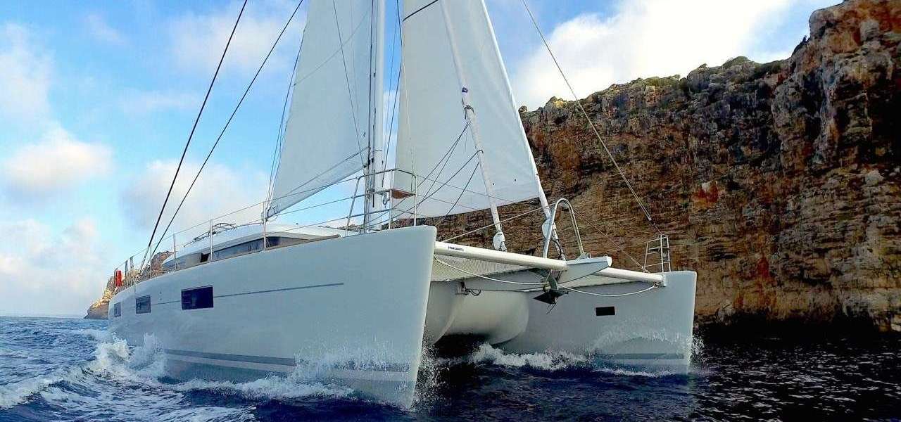 Catamaran Lagoon 620