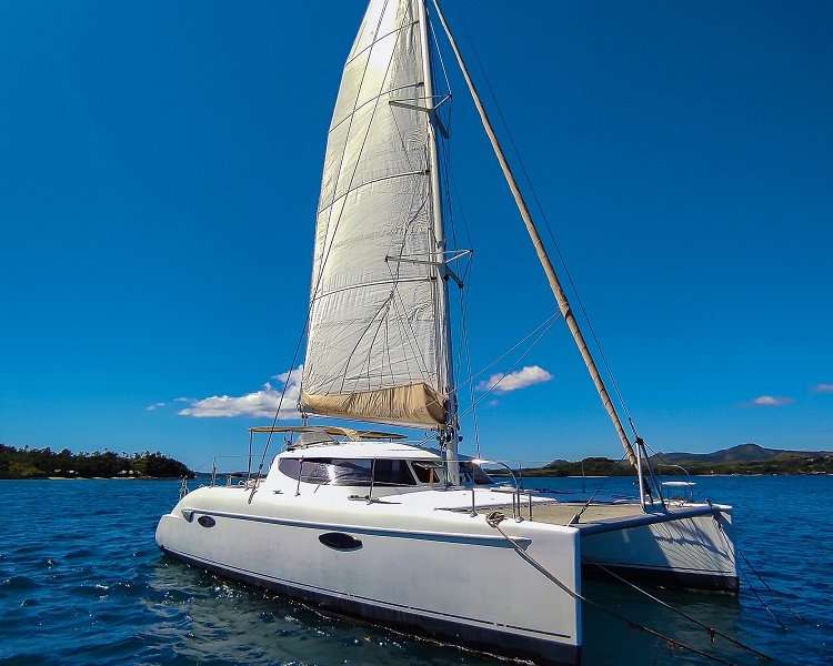 Catamaran Lavezzi 40