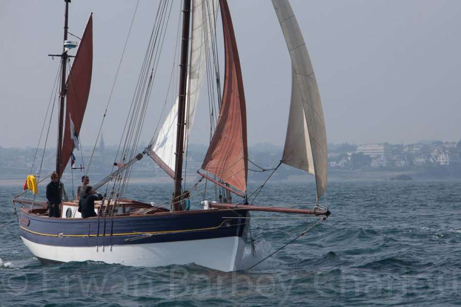 Barca a vela Le Saint-Quay