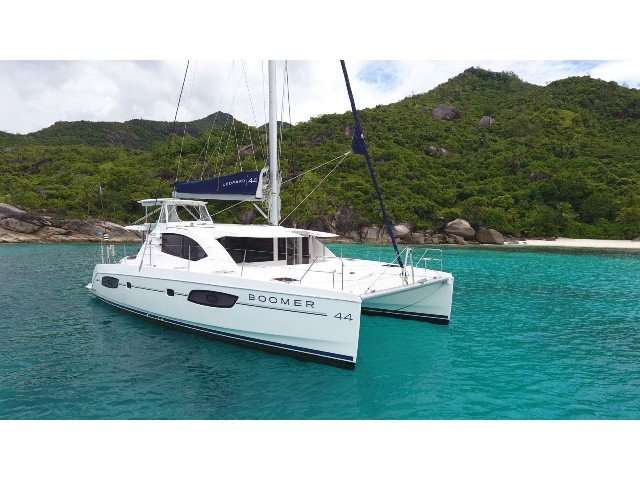 Catamarano Leopard 44