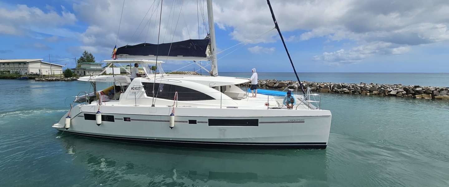 Catamaran Leopard 48