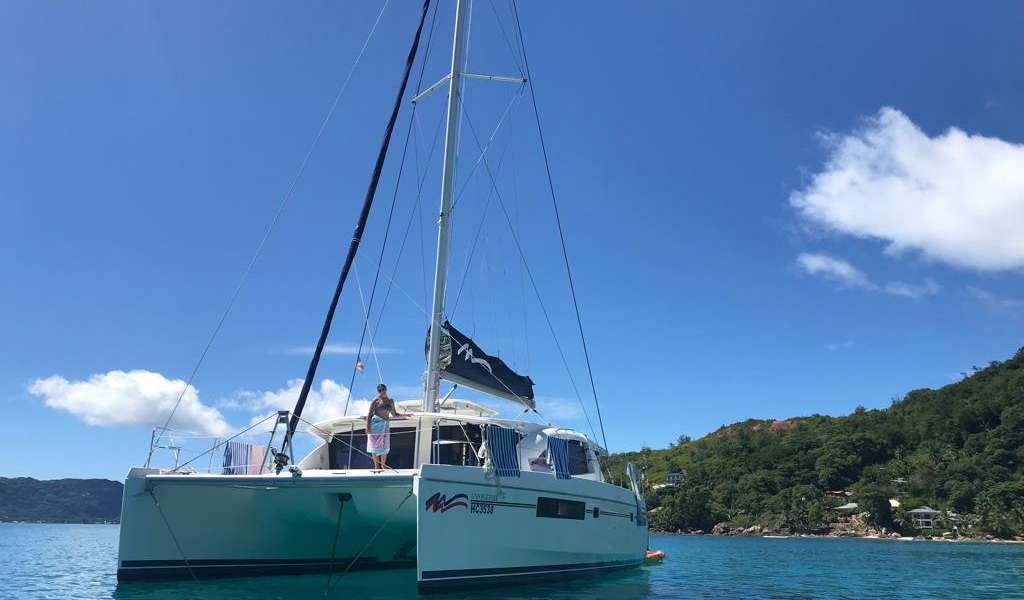 Catamaran Leopard 48