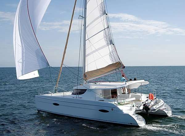 Catamaran Lipari 41