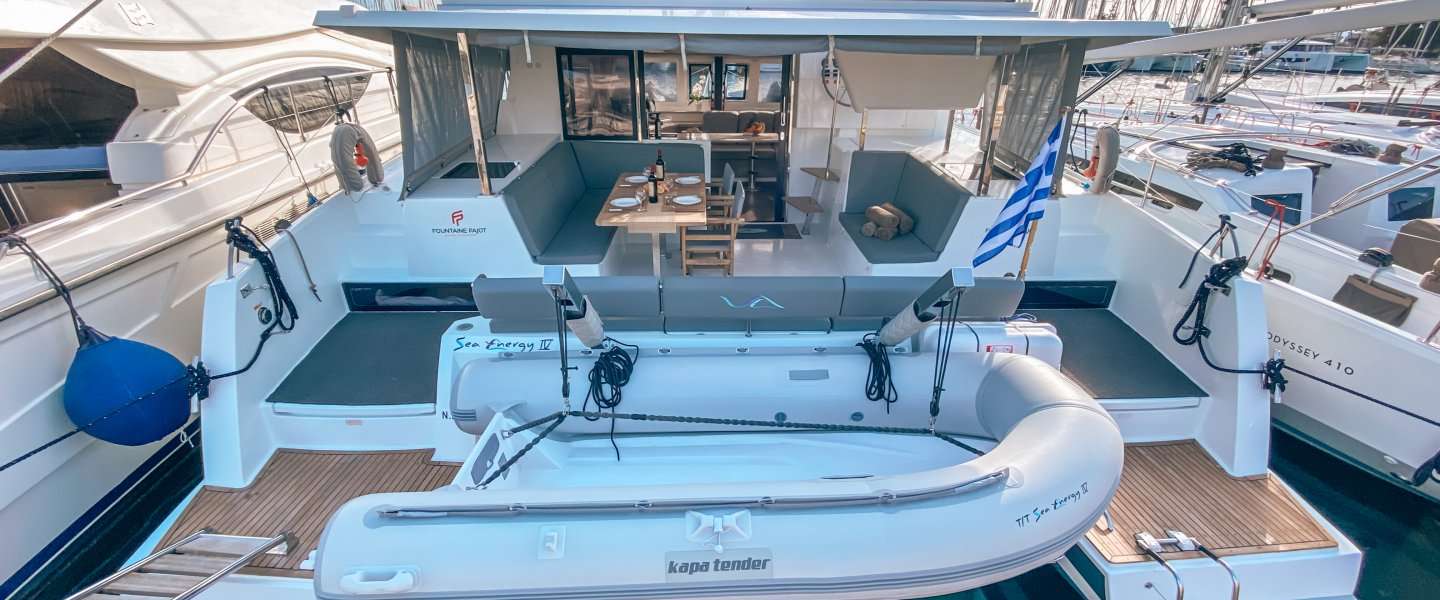 Catamaran Lucia 40