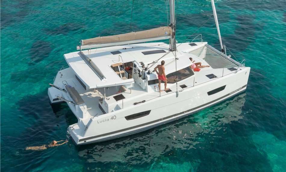 Catamaran Lucia 40