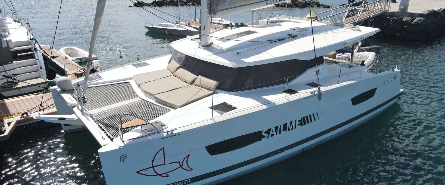 Catamaran Lucia 40