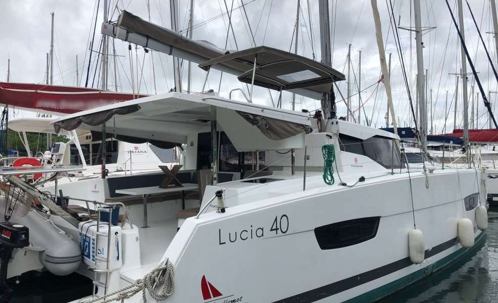 Katamaran Lucia 40