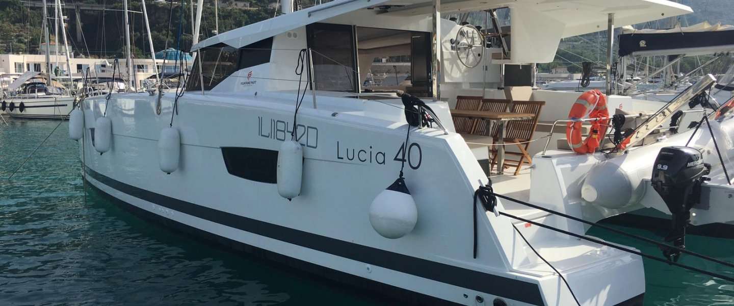 Catamaran Lucia 40