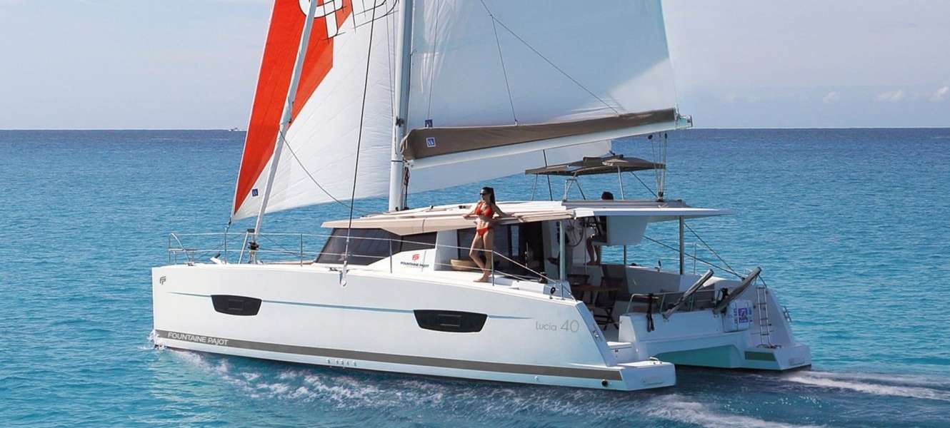 Catamaran Lucia 40