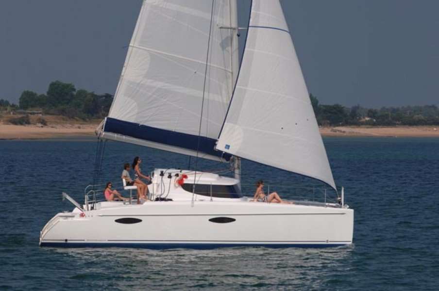 Catamaran Mahé 36