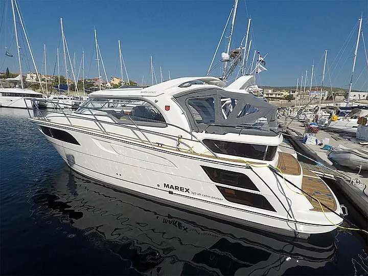 Motor boat Marex 320 ACC