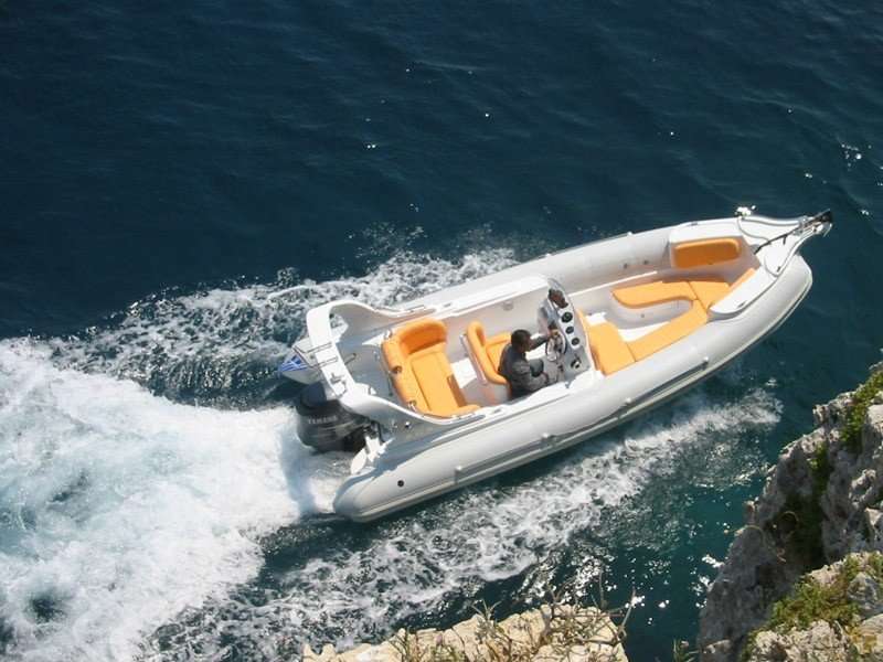 Bateau Semi-rigide Marine Spirit 640