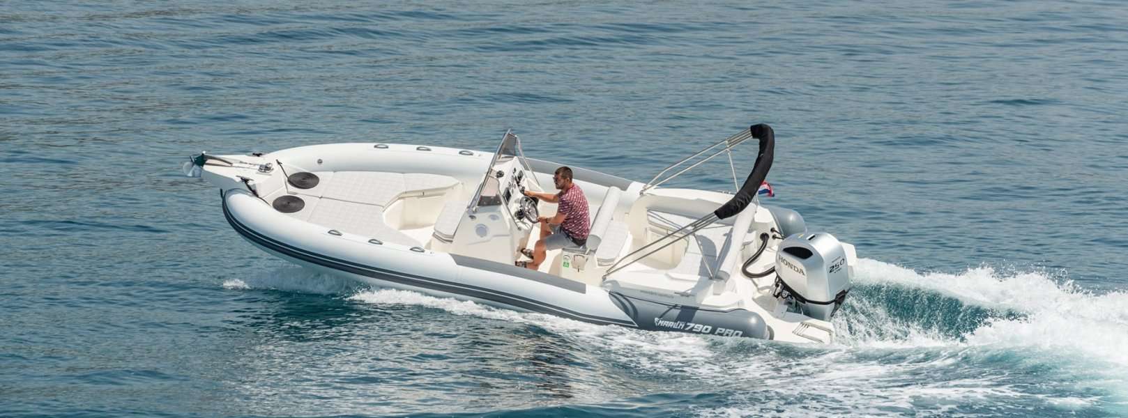 Bateau Semi-rigide Marlin 790