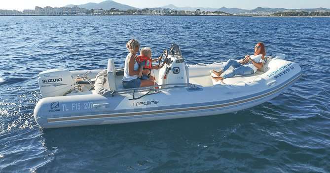 Bateau Semi-rigide Medline 500