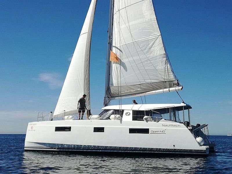 Catamaran Nautitech 40 Open