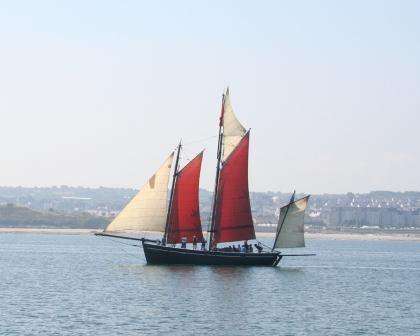 Sailboat NEIRE MAÔVE