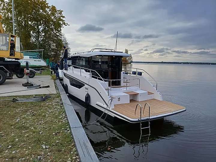 Motor boat Nikhen Aquasun 34