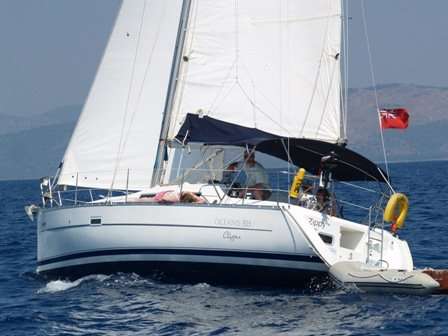 Segelboot Oceanis 323