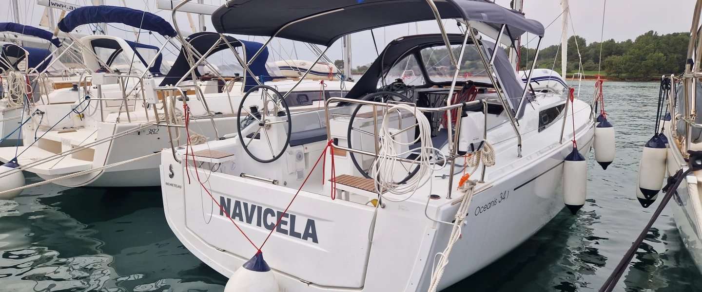 Sailboat Oceanis 34.1