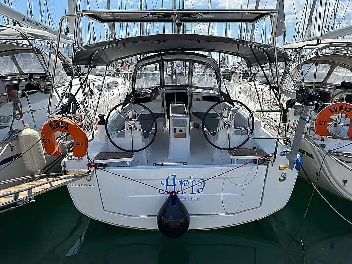 Velero Oceanis 34.1