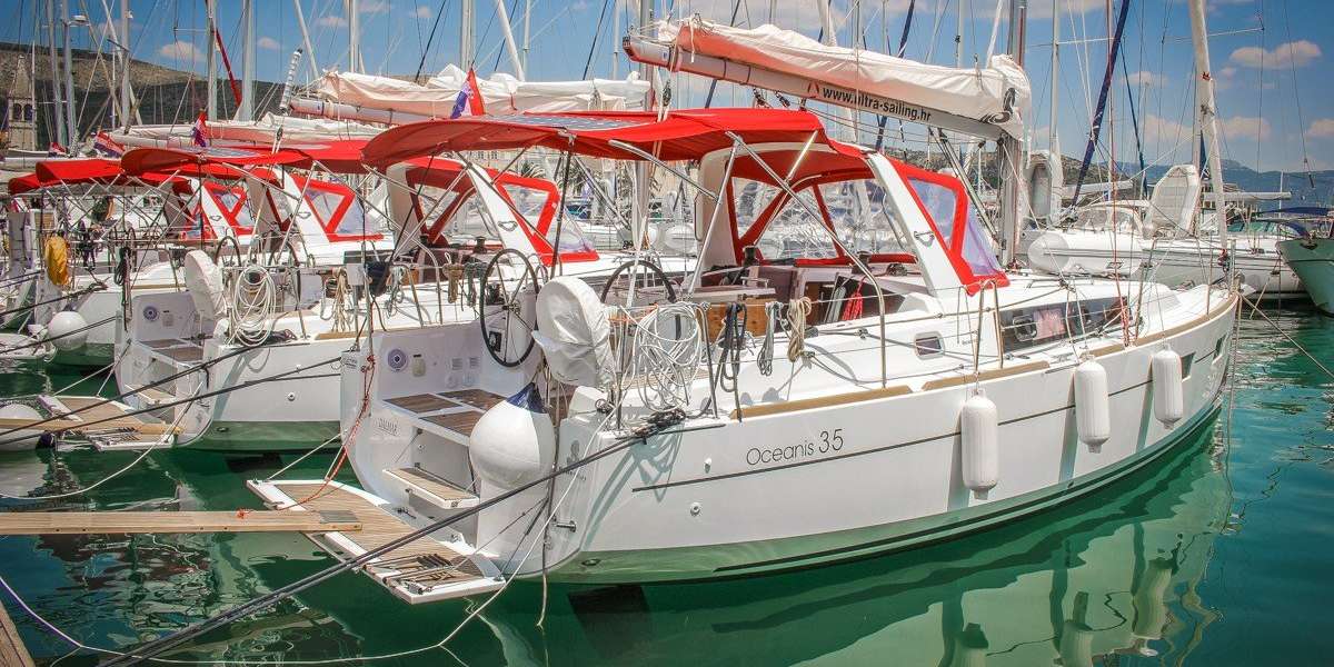 Velero Oceanis 35