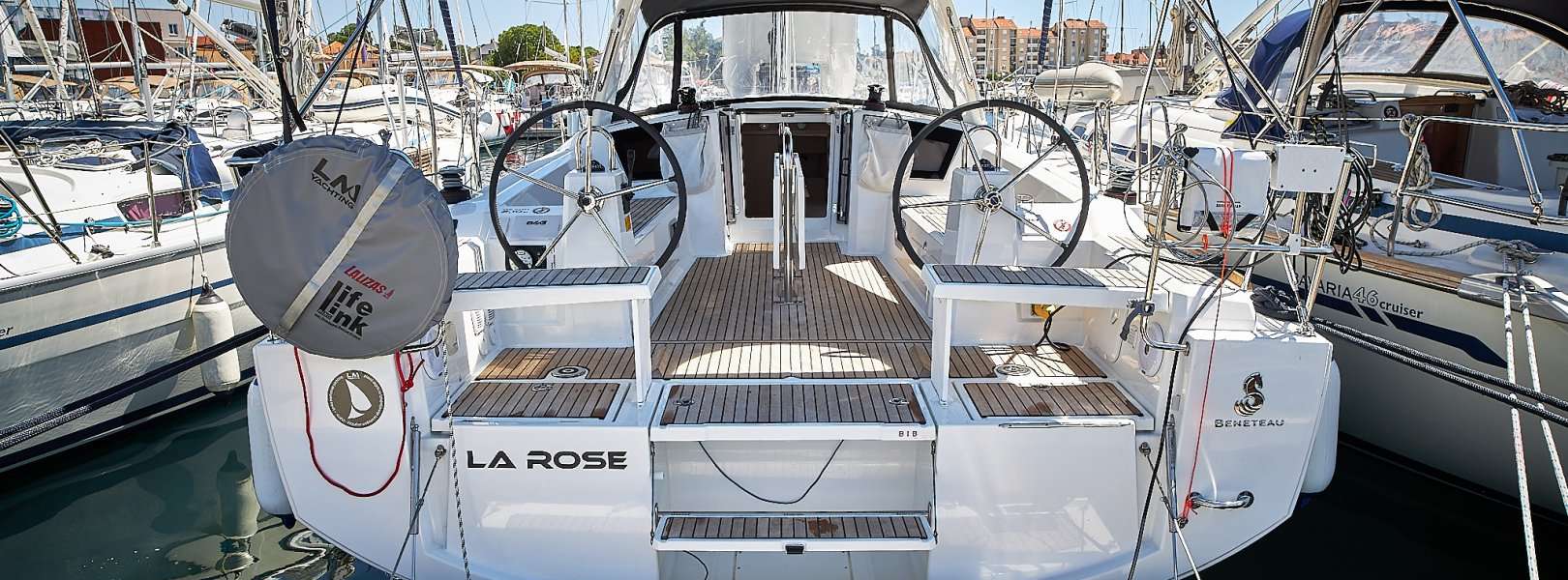 Парусная яхта Oceanis 38.1