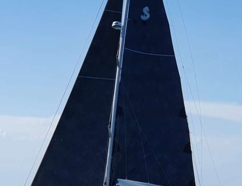 Sailboat Oceanis 38.1