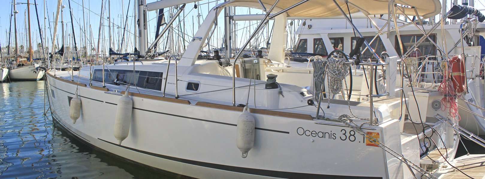 Sailboat Oceanis 38.1