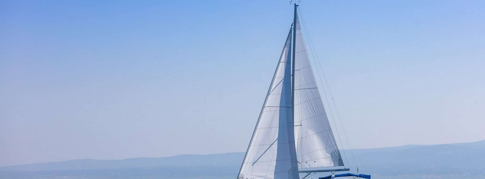 Velero Oceanis 38.1
