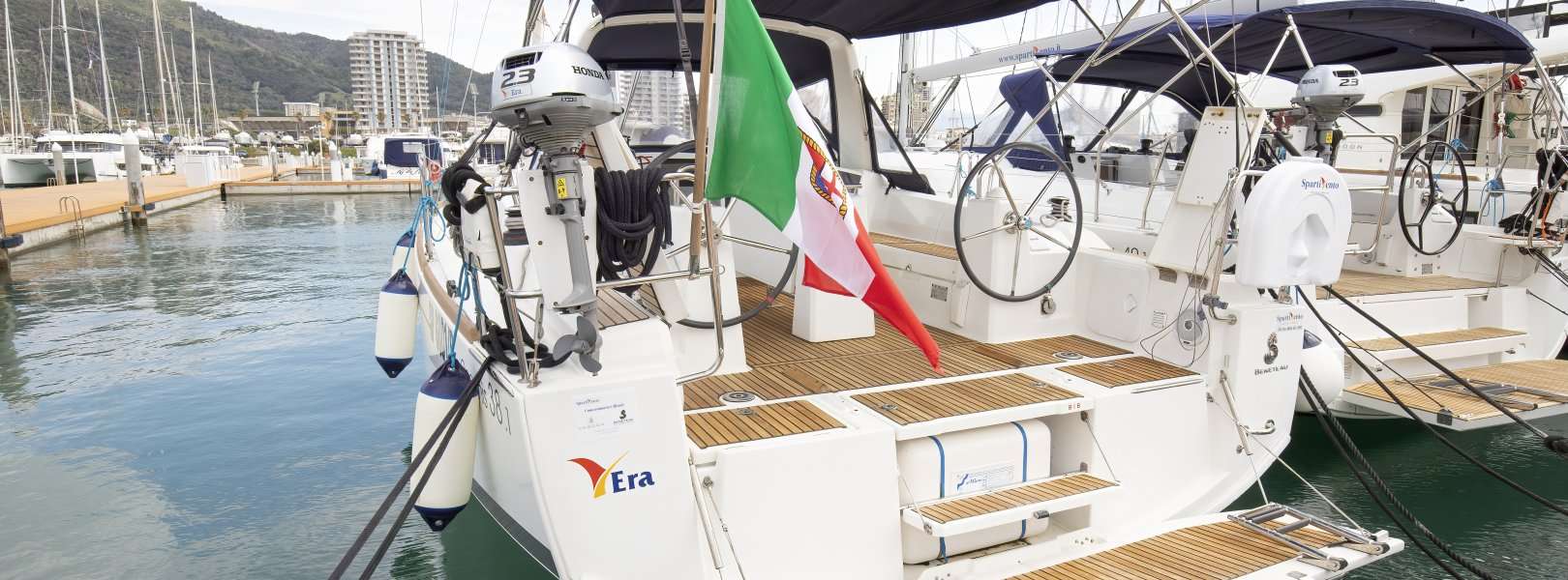 Velero Oceanis 38.1