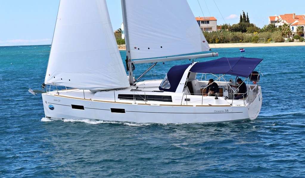 Sailboat Oceanis 38.1