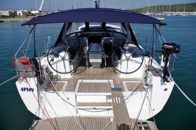 Sailboat Oceanis 41.1