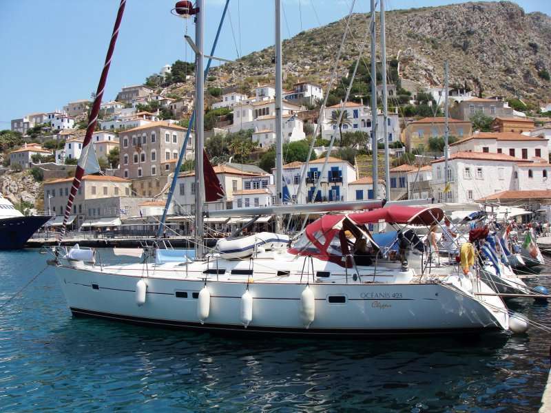 Sailboat Oceanis 423