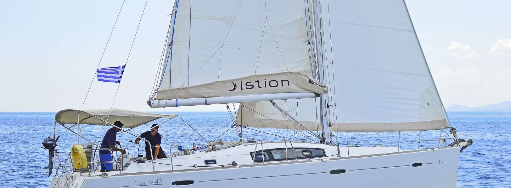 Sailboat Oceanis 43