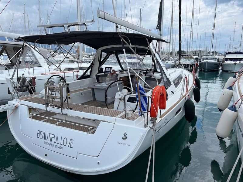 Velero Oceanis 45