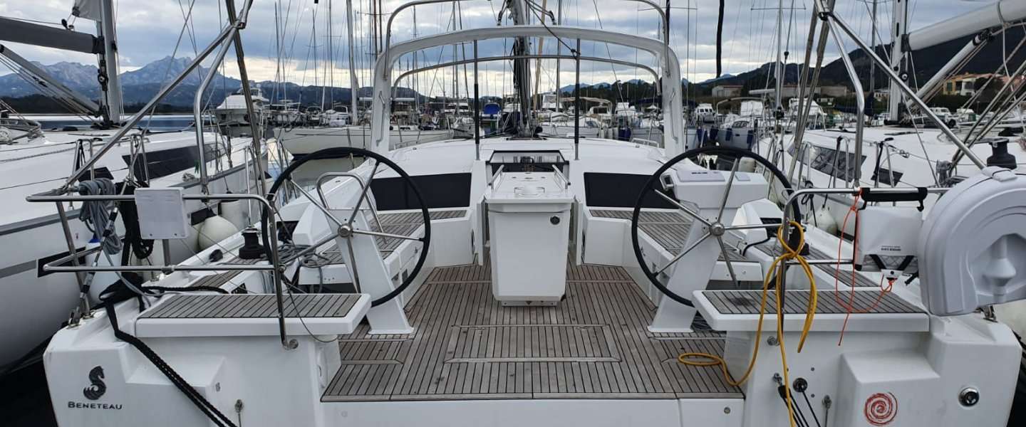 Velero Oceanis 46.1