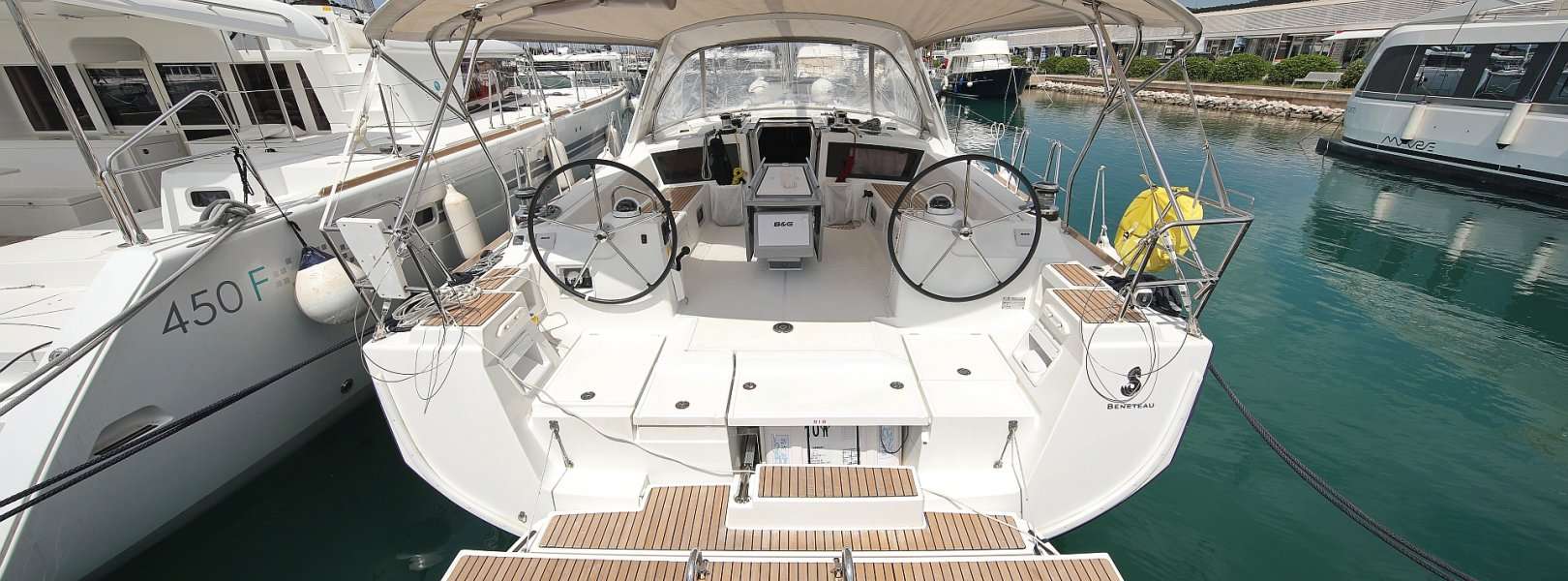 Barca a vela Oceanis 48