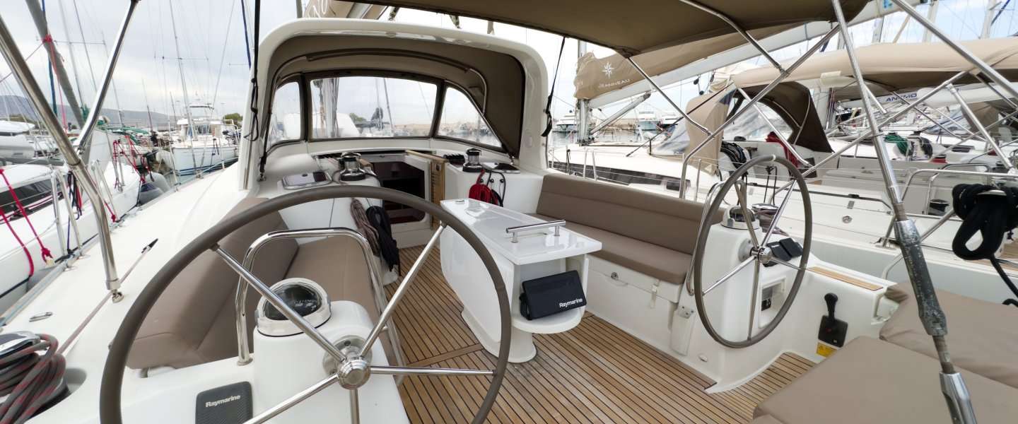 Barca a vela Oceanis 50