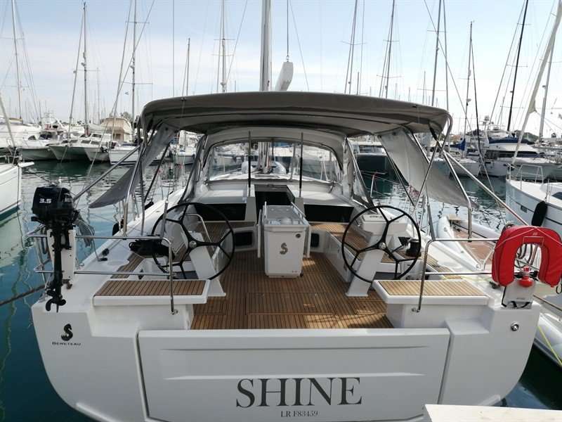 Velero Oceanis 51.1