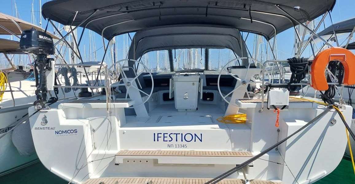 Velero Oceanis 51.1