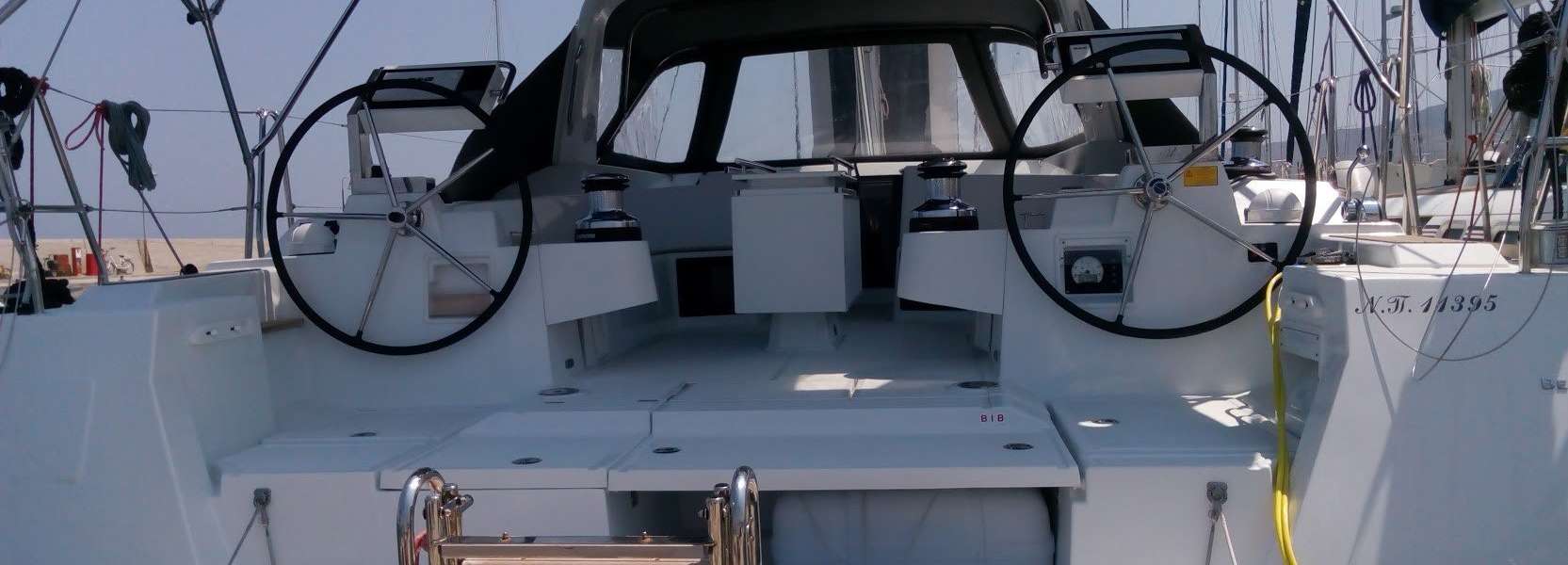 Velero Oceanis 55