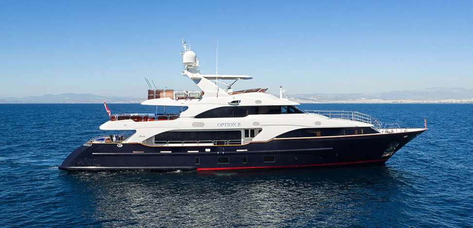 Luxury Yacht OPTION B