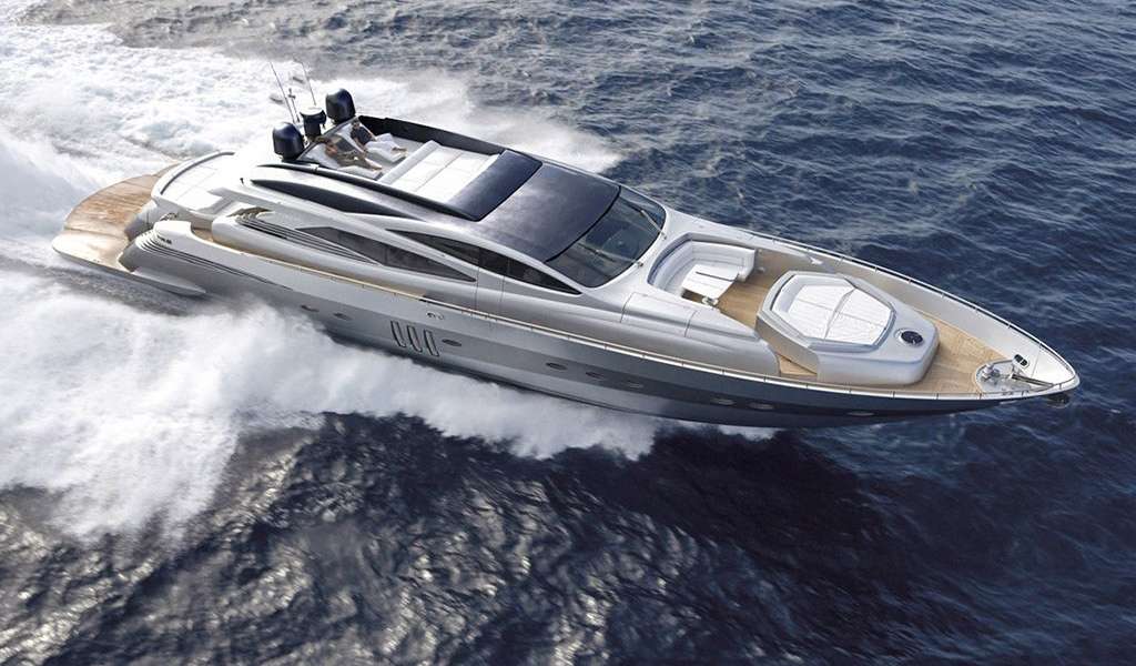 Luxusyacht Pershing 90