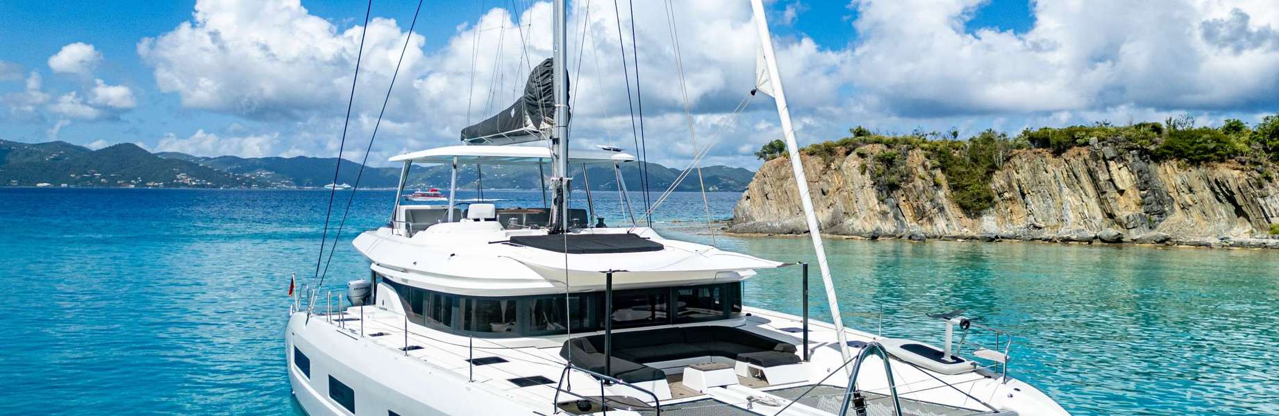 Catamaran Lagoon 55