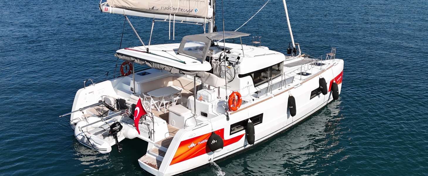 Catamarano Lagoon 40